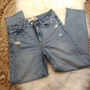 GARAGE Distressed ankle jeans